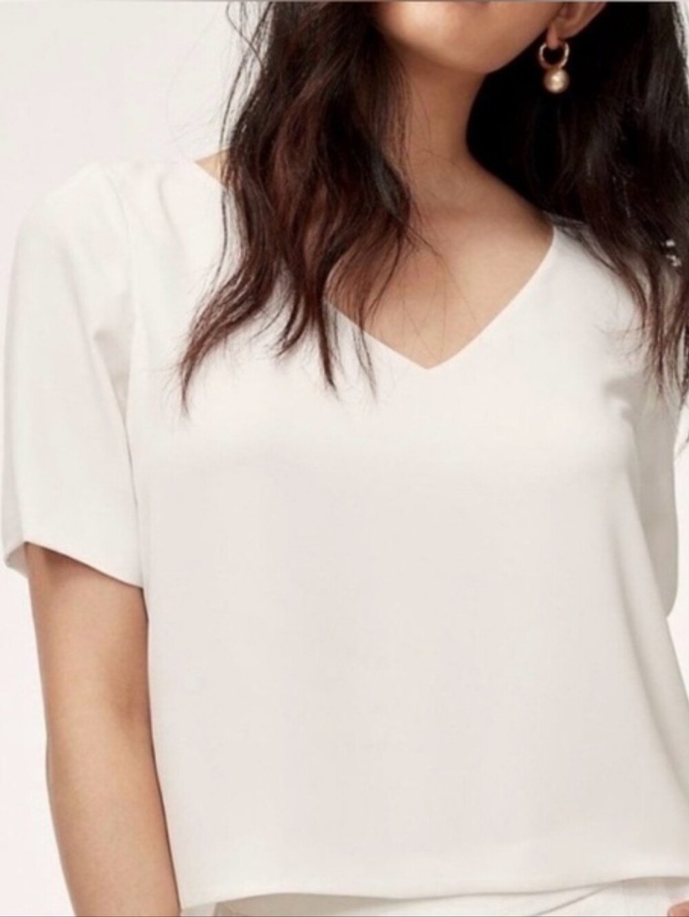 Babaton Cream V-Neck Short Sleeve Blouse Size M Minimalist